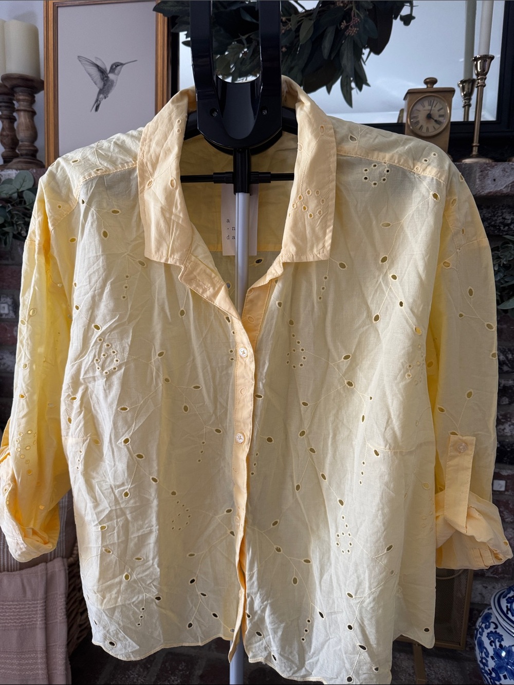 A New Day size 2X Pale Yellow Eyelet Button-Down Shirt New!